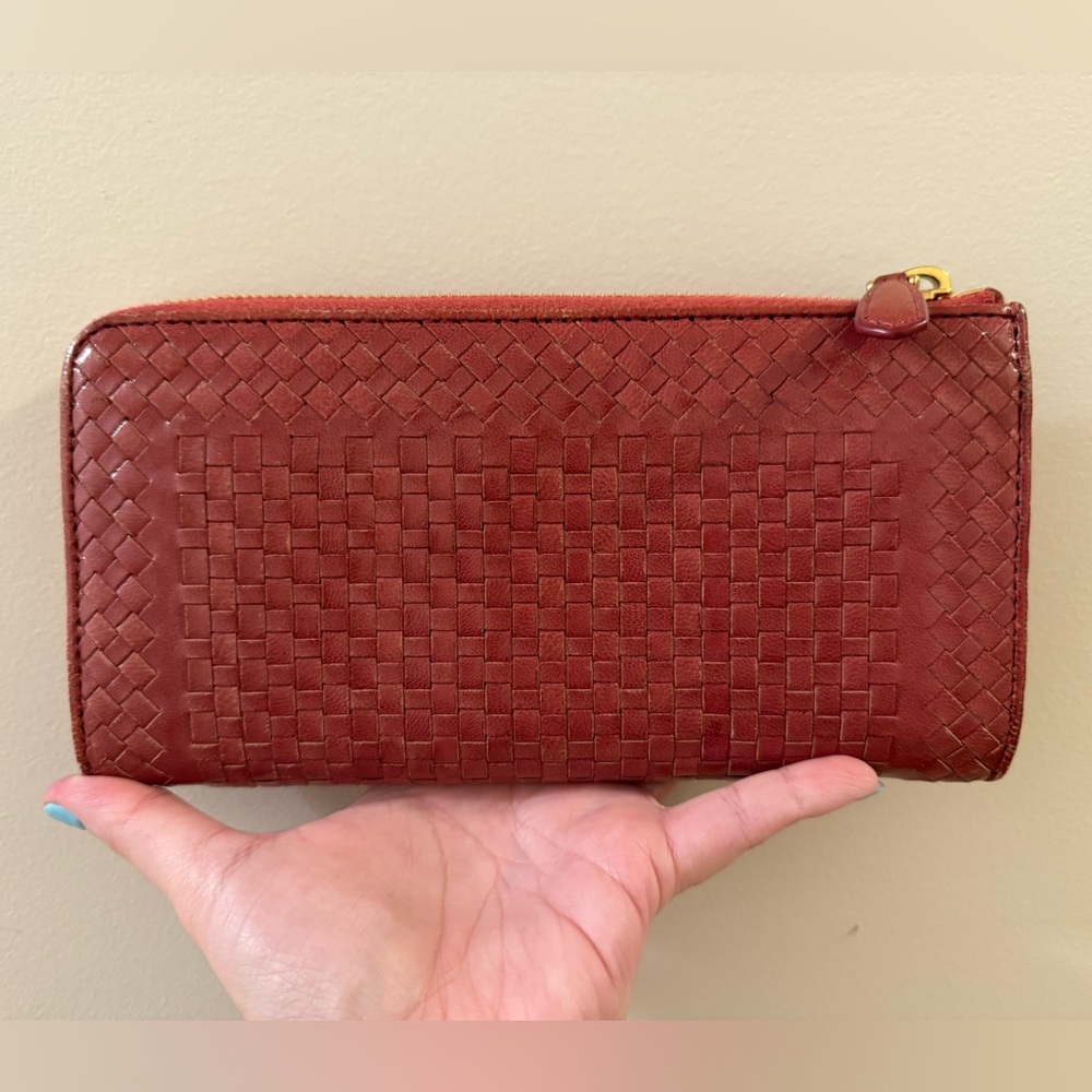 *Rare* Prada Dark Pink - Woven Leather Zippy Wallet - Picture 2 of 10